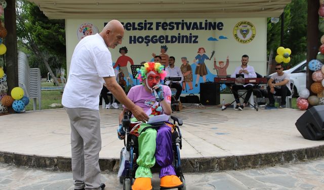 Adana'da özel gereksinimli bireyler için "Engelsiz Festival" düzenlendi