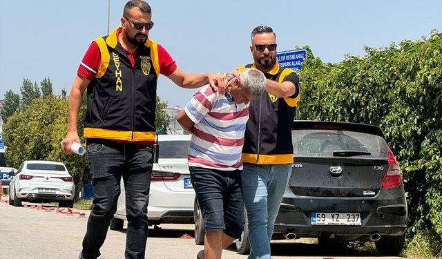 Adana'da evinde ruhsatsız 3 silah ele geçirilen zanlı tutuklandı