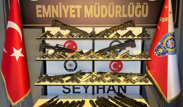 Adana'da operasyon ve denetimlerde 50 ruhsatsız silah ele geçirildi