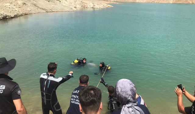 Hatay'da baraj gölüne giren çocuk boğuldu