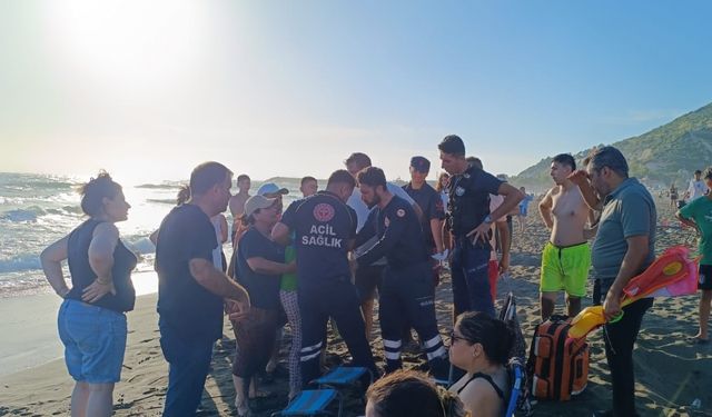 Hatay'da boğulma tehlikesi geçiren kişi kurtarıldı