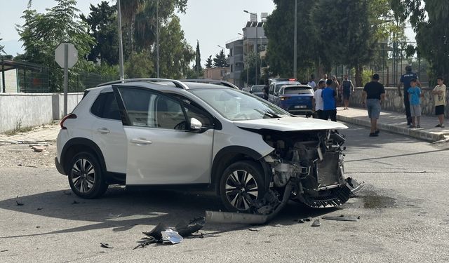 Hatay'da zincirleme trafik kazasında 3 kişi yaralandı