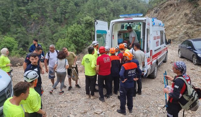 Kahramanmaraş'ta kanyonda fenalaşan kadın kurtarıldı