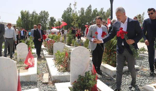 Mersin, Osmaniye ve Hatay'da bayram öncesi şehitlik ve mezarlık ziyareti