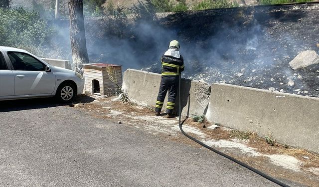 Pozantı'da otluk alanda çıkan yangın söndürüldü