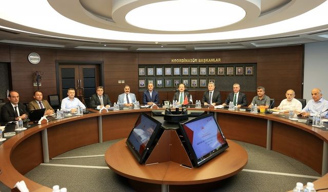 Çakır: “Yere düşen her meyve tarıma zarar veriyor”