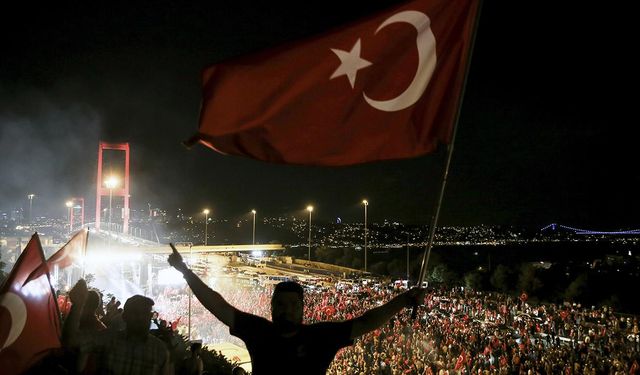 15 Temmuz kahramanı: Vatanı koruma vakti uyumayın