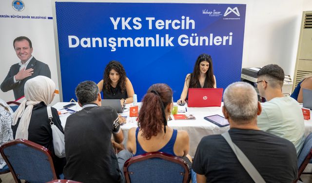 Mersin'de gençlere YKS tercihi desteği