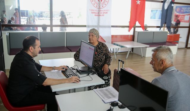 Emeklilerin Antalya'daki öğrenci yurtlarında ücretsiz tatili başladı