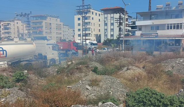 Hatay'da otluk alanlarda çıkan yangınlar söndürüldü