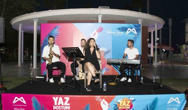 Mersinliler ’Yaz Dostum’ konserleriyle müziğe doyuyor