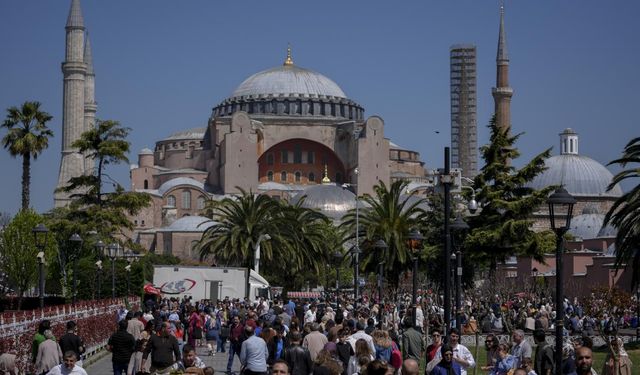 Ayasofya Camii yaklaşık 25 milyon ziyaretçi ağırladı