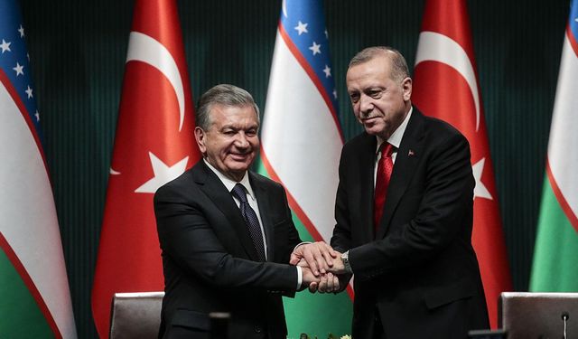 Cumhurbaşkanı Erdoğan Özbekistan Cumhurbaşkanı Mirziyoyev ile görüştü