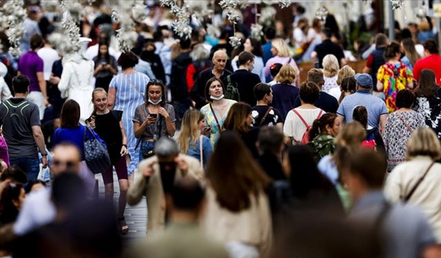 Türkiye'nin kadın nüfusu 2026'da erkekleri geçecek