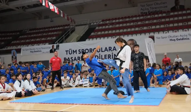 Adana'ya Müjde: 12 Branşta Yaz Spor Okulu Açıldı