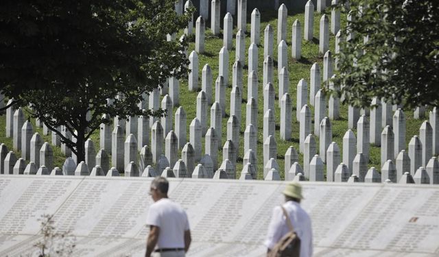 AB: Srebrenitsa Soykırımı modern Avrupa tarihinin en karanlık anlarından biri