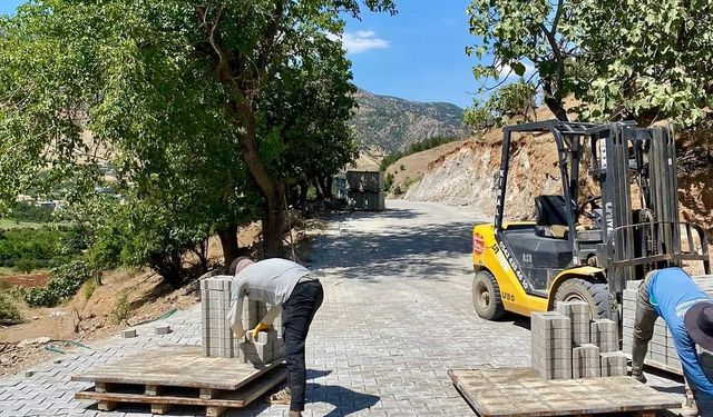 Kahramanmaraş'ta yol çalışması devam ediyor