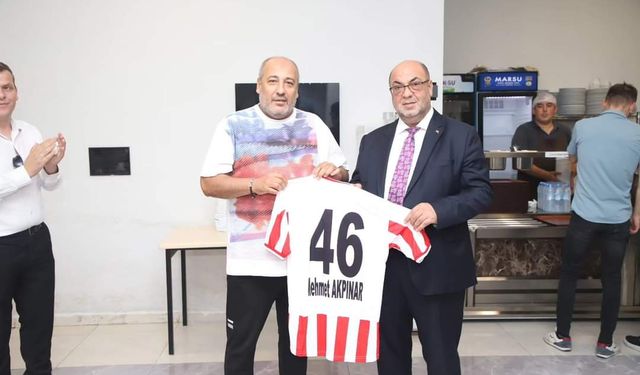 Kahramanmaraşspor Kulüp Başkanın'dan Başkan Mehmet Akpınar'a ziyaret