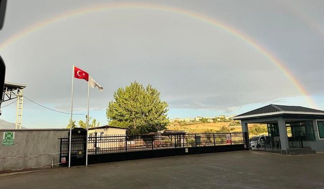 Kahramanmaraş'ta gökkuşağı şöleni