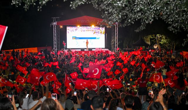 Depremzede Kahramanmaraş'ta geleneksel Ağustos fuarı 20 yıl sonra kapılarını yeniden açtı