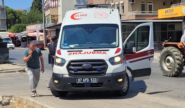 Gazipaşa'da otomobil ile motosiklet çarpıştı: 1 yaralı