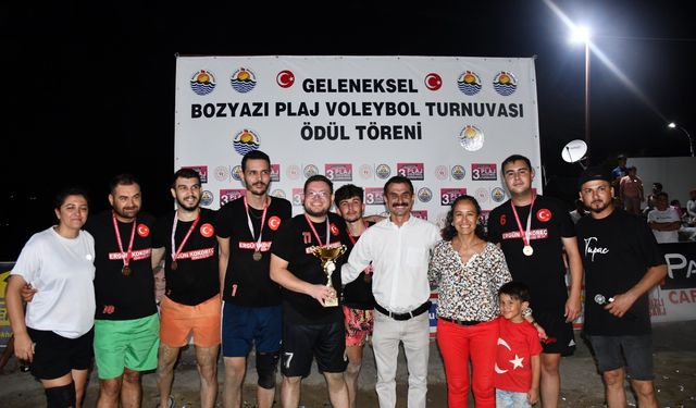 'Bozyazı 3. Plaj Voleybolu Turnuvası' sona erdi