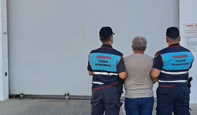 Alanya'da hakkında kesinleşmiş hapis kararı bulunan firari hükümlü yakalandı