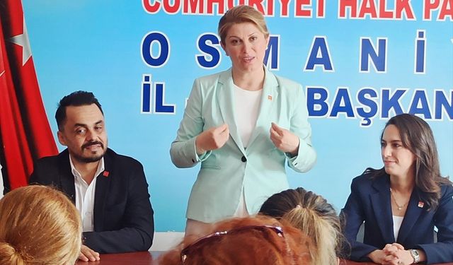 CHP Kadın Kolları Genel Başkanı Kaya, Osmaniye'de partililerle buluştu