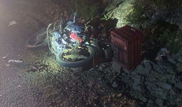 Isparta'da iki motosiklet çarpıştı, 1 kişi öldü, 1 kişi yaralandı