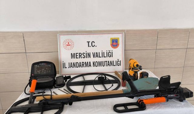 Mersin'de kaçak kazı yaptıkları iddiasıyla 11 şüpheli yakalandı