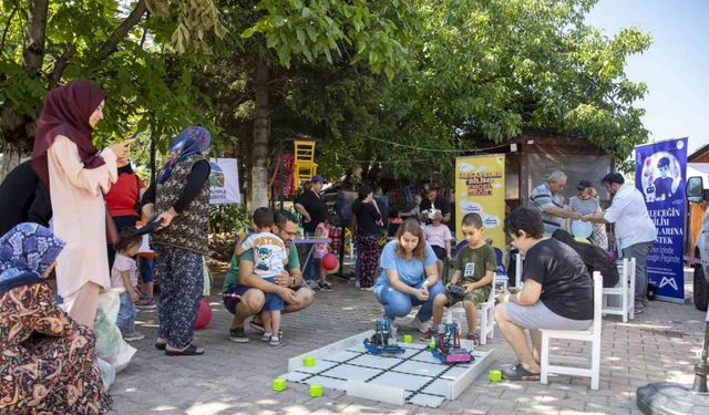 Kırsal kesimdeki kadın ve çocuklar, teknoloji ve sanatla buluşuyor