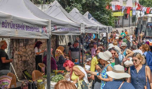 ’Kırsal Mahalle Buluşmaları’ ile kadınlar Mersin’i yeniden keşfediyor