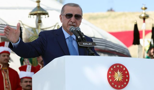 Cumhurbaşkanı Erdoğan: Bizler bu toprakların emanetçisi değil, asıl sahipleriyiz