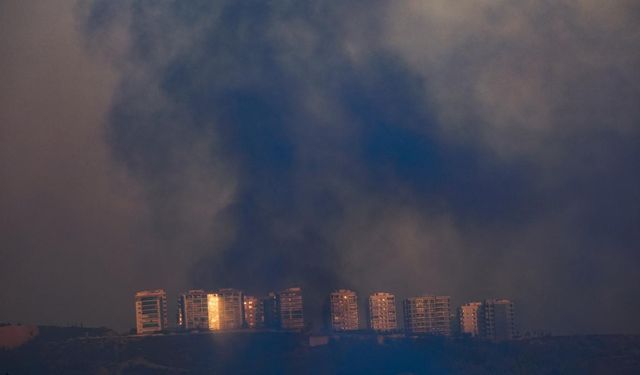 İletişim Başkanlığı "İzmir'deki yangınlara gerekli müdahale yapılmıyor" iddialarını yalanladı