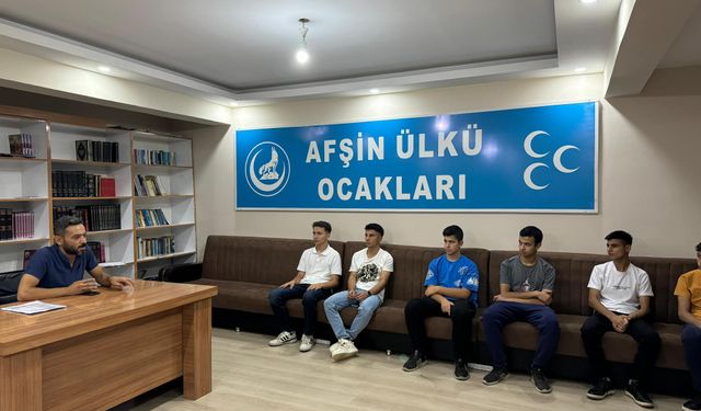 Afşin Ülkü Ocakları 12 Eylül Şehitlerini Andı