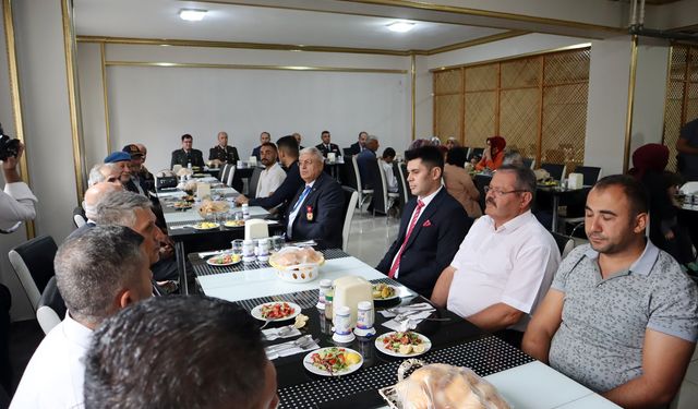 Afşin’de Gazi ve Şehit Aileleri’nin Onuruna Yemek Programı Düzenlendi