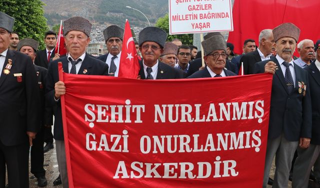 Adana, Mersin, Hatay ve Osmaniye'de 19 Eylül Gaziler Günü kutlandı