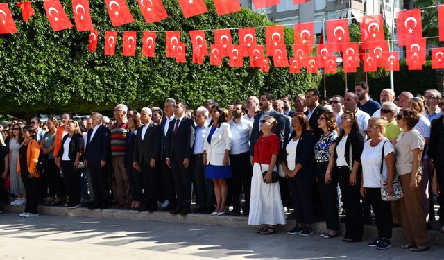 Adana'da CHP'nin kuruluşunun 101. yıl dönümü kutlandı