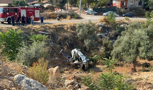 Antalya'da takla atan otomobilin sürücüsü öldü