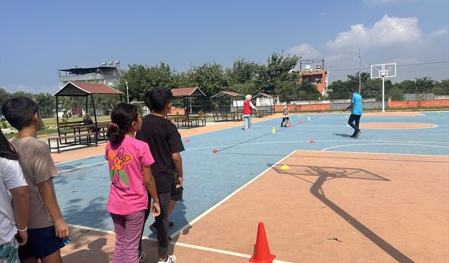 Dörtyol'da Gençlik Merkezi üyeleri öğrencilerle buluştu