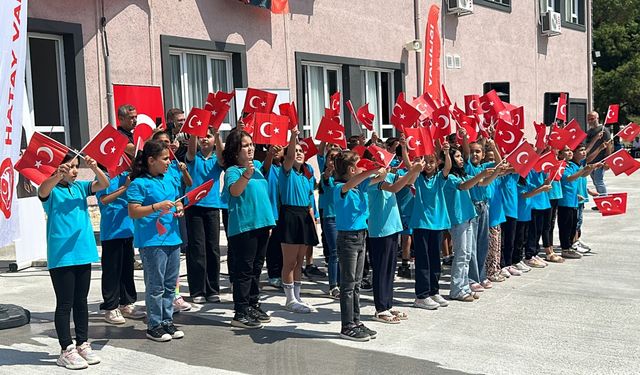 Hatay'da depremde ağır hasar alan okulun yerine yenisi yapıldı