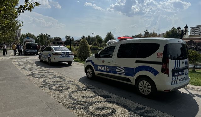 Kahramanmaraş'ta gölette boğulma tehlikesi geçiren çocuk hastaneye kaldırıldı