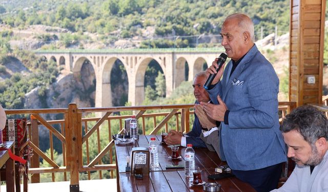 MHP Adana İl Başkanı Kanlı, Karaisalı'da ziyaretlerde bulundu