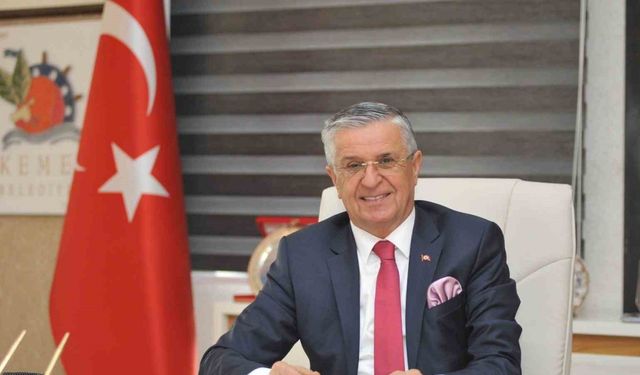 Kemer Belediye Başkanı Necati Topaloğlu: ”Mavi Bayraklar Kemer’in gururudur”