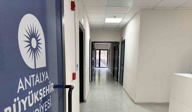 Kumluca Şehir Mezarlığı’na cenaze hizmet birimi açıldı