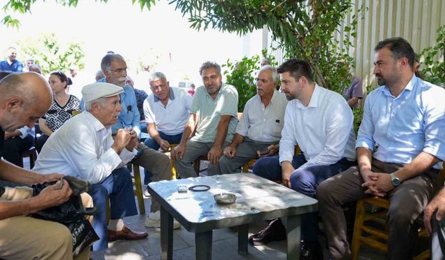 Makam koltuğu haczedilen Boltaç, güne Tarsus Makam bölgesinde vatandaşlarla başladı