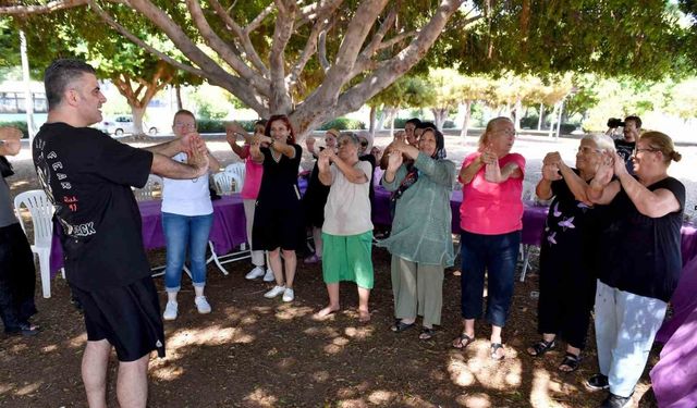 Mersin’de ’80’ler Buluşması’ yeniden başladı