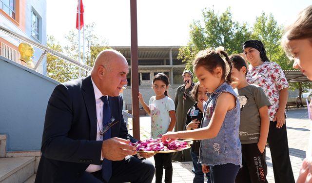 Depremin Merkez Üssü Kahramanmaraş'ta Minikler Okulla Tanıştı