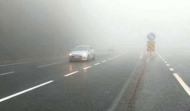 Bolu Dağı'nda sağanak ve sis etkili oldu