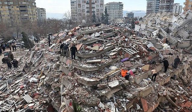 Depremlerden etkilenen 4 il ve 2 ilçede mücbir sebep hali uzatıldı